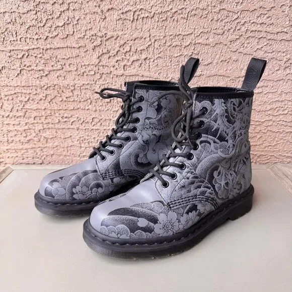 Dr Martens 1460 OT Tattoo Boots Gunmetal Gray Japanese Dragon Womens 8 Lace Up