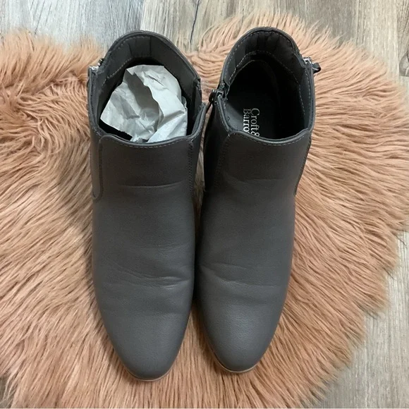 Croft & Borrow Batter Stone Color Gray Bootie Size 9