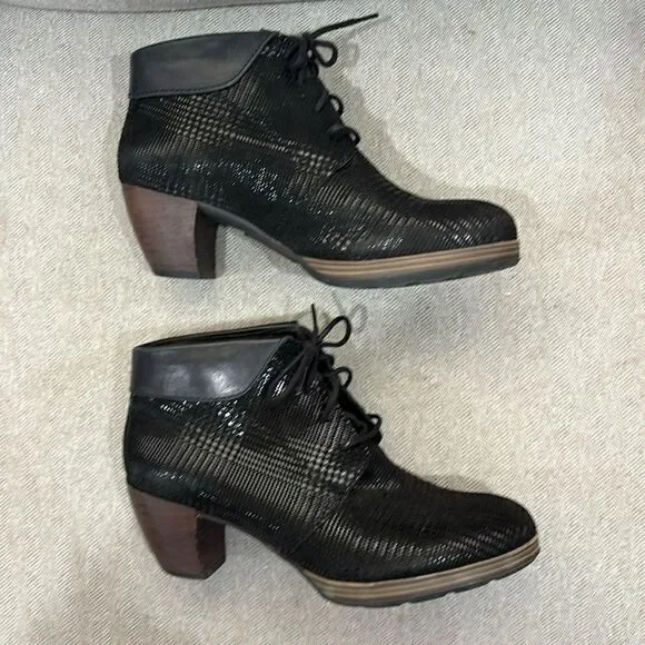 Wolky Women's Jacquerie Bootie sz 9