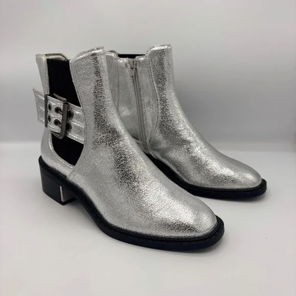 BCBGeneration Barini Silver Metallic Cutout Ankle Boots 6.5M Western Festival