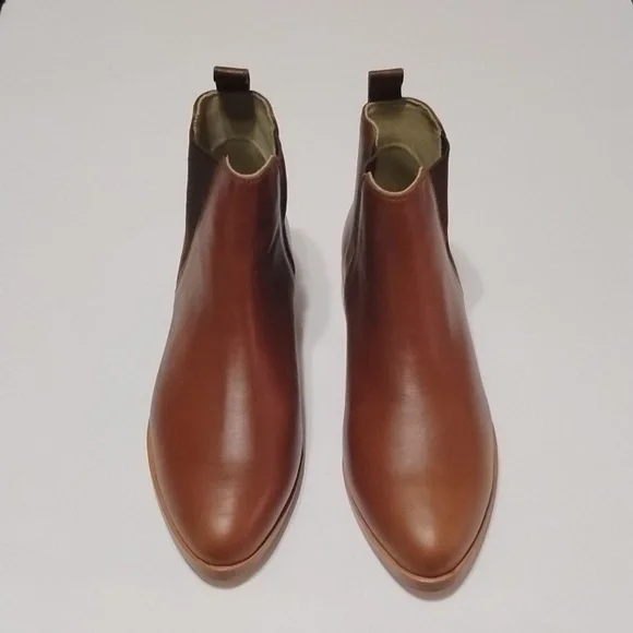 Nisolo Eva Day Chelsea Boots