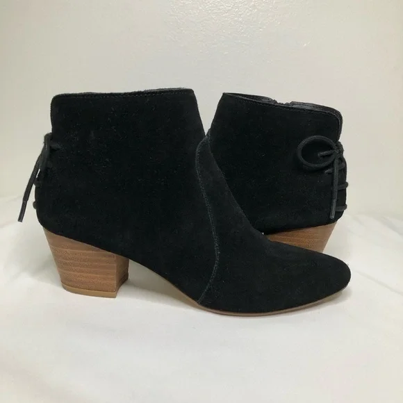 Isaac Mizrahi Womens Black Back Lace Booties Size 6 M