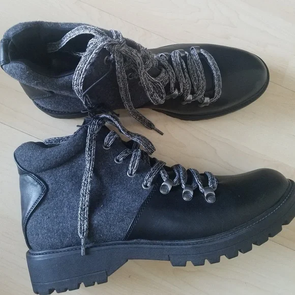 Women's Hiking Boots