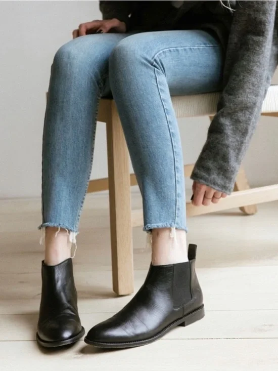 Jenni Kayne Black Leather Chelsea Boots Size 37.5 - US 7.5