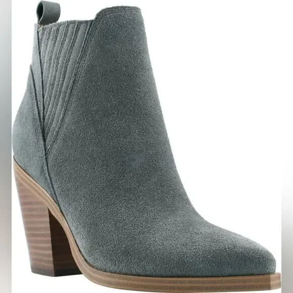 Marc Fisher blue suede booties size 9.5