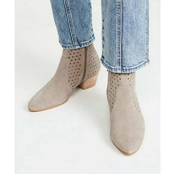 Soludos Anthopologie Lola Perforated Suede Ankle Wester Booties Sz 9 Grey
