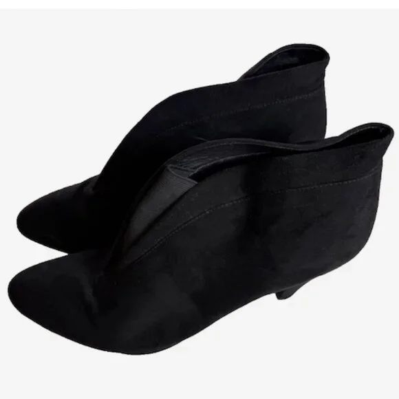CL By Laundry Black Faux Suede Ankle Boots Women's Size 10 3