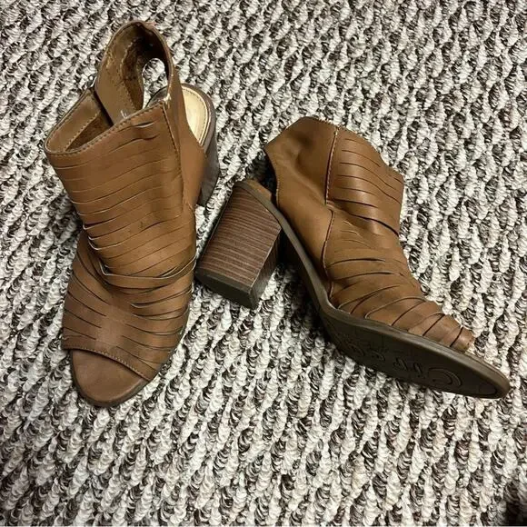 Circus by Sam Edelman Brown Strappy Booties Ankle Boots Size 8