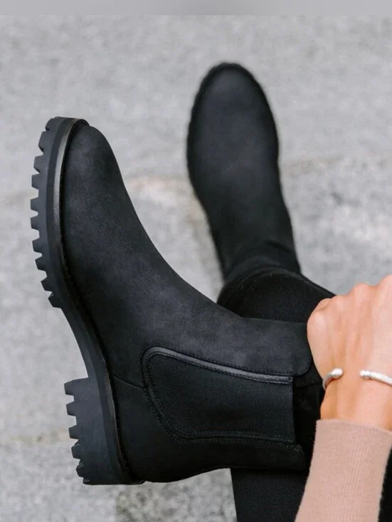 Thursday Boot Legend Matte Black Chelsea Boots