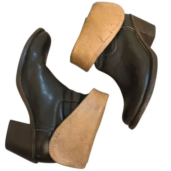 Frye size 7 1/2