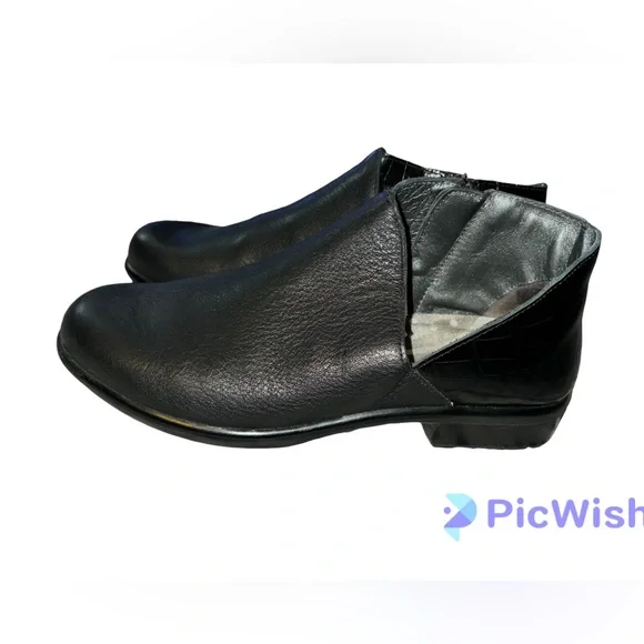 Naot Bayamo bootie, black leather size EU 37