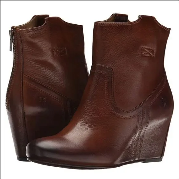 Frye Carson Wedge Bootie Size 8 1/2