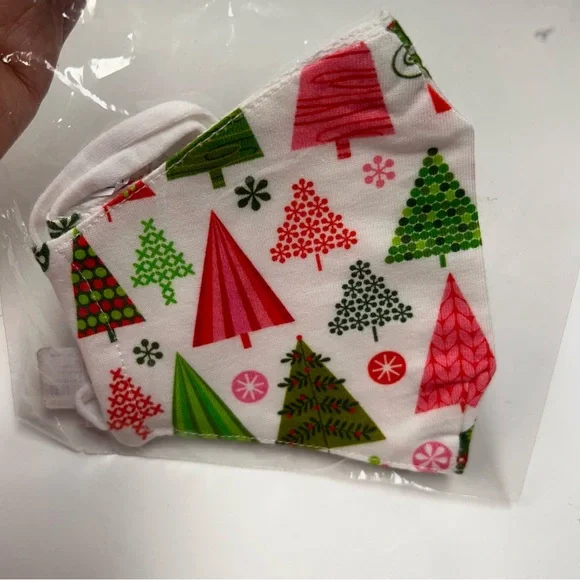 Claire’s Adult Holiday Cloth Face Mask 100% Cotton
