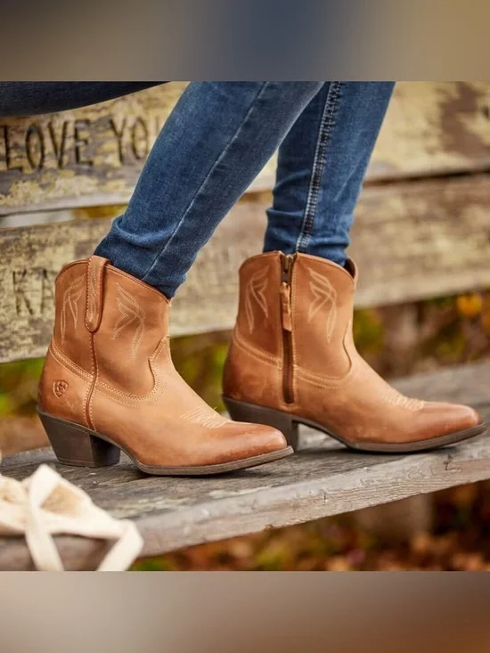 Ariat Darlin Western Boot Ankle High Boot Burnt Sugar 9C