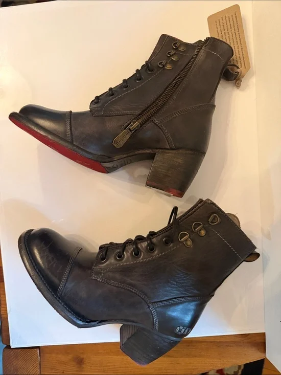 NWT BED STU Black Women 7.5 Judgement boots