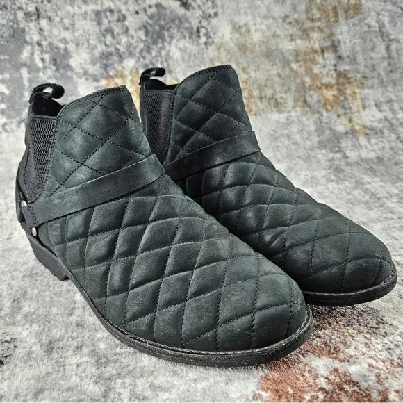 Teva‎ De La Vina Black Chelsea Boots Womens 7.5 Black Quilted