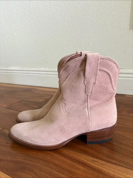 Tecovas The Lucy Western Ankle Boot in Rose Suede Size 10.5