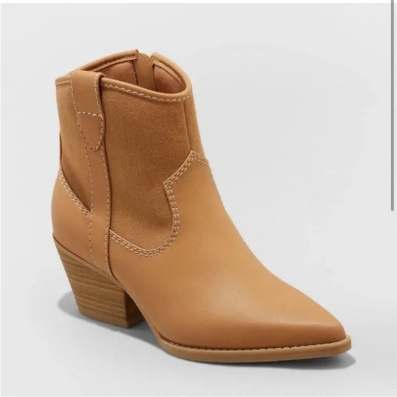 Nwt Women's Kay Western Boots - Universal Thread