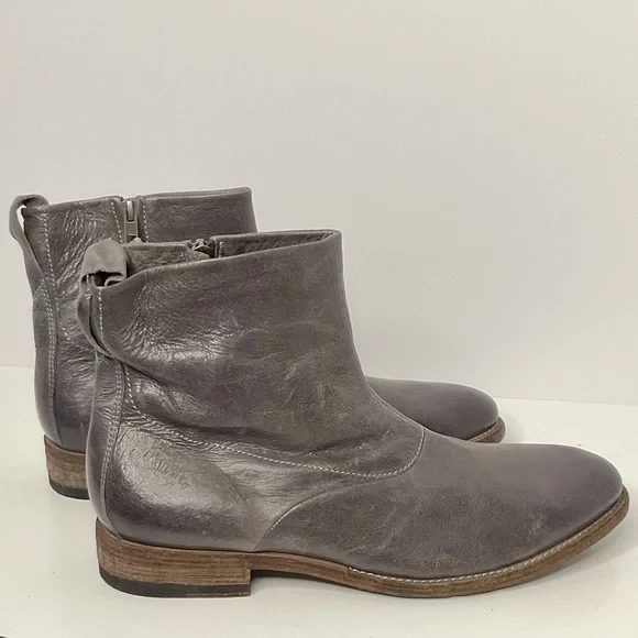 NWOT Blackstone Footwear 9 IM27 Fumo Leather ankle Boots Zipper Gray Stitched