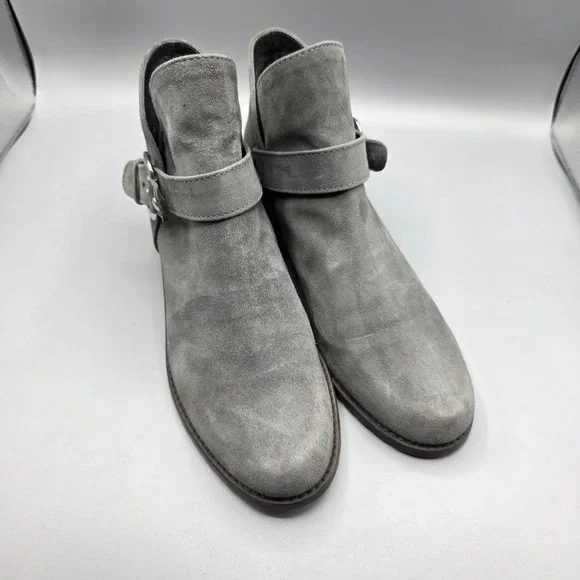 STUART WEITZMAN Booties Womens 8 Gray Suede Ankle Strap Buckle Boots Block‎ Heel