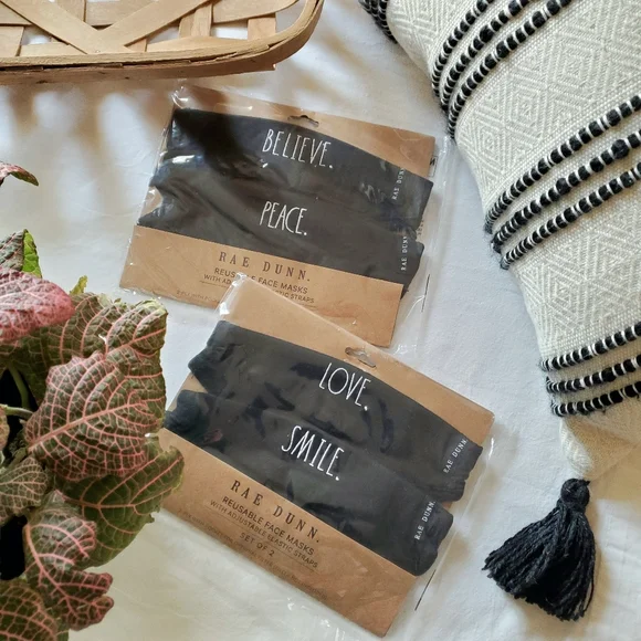 Rae Dunn Adjustable & Reusable Black Face Mask 4pc