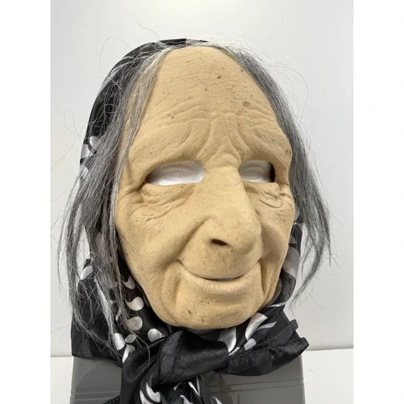 Funny Nana Grandma Old‎ Woman Witch Female Scary Halloween Realistic USA Mask
