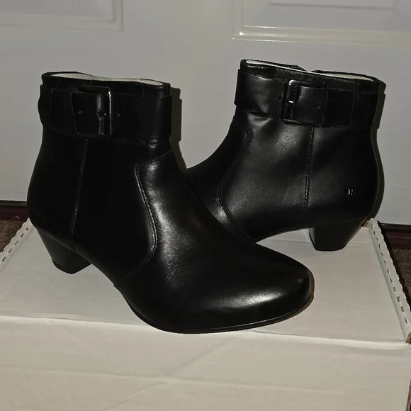 Josef Seibel Ankle Boots