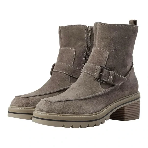 Bernardo “Sonja” Suede Lug Sole Ankle Boots | Size 8.5 | Taupe Moto Booties NWT