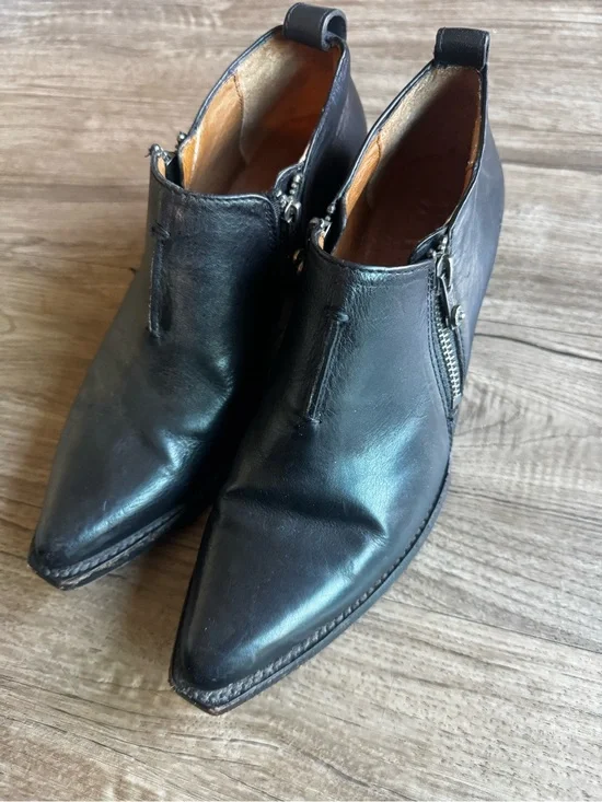frye sacha moto bootie black leather size 7.5
