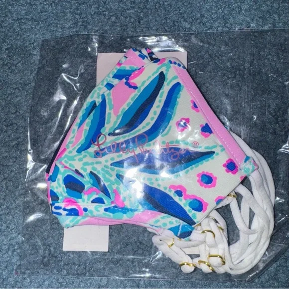New 3-pack Lilly Pulitzer Face Masks
