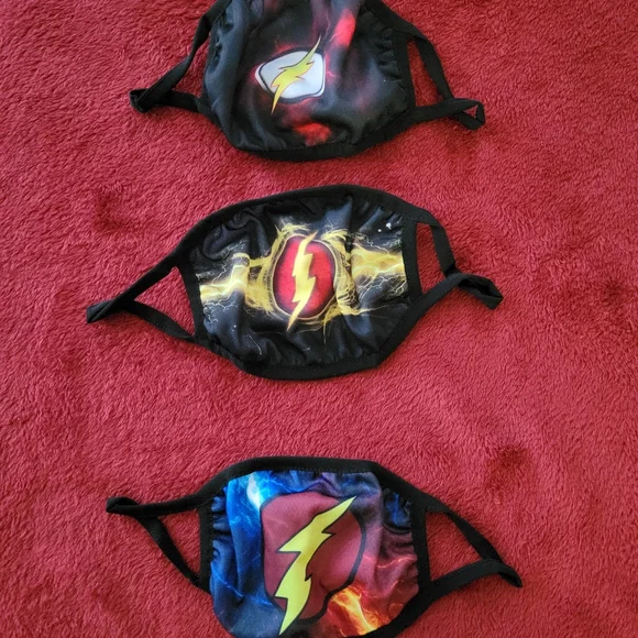 NWT FLASH FACE MASK 3 PACK ADULT UNISEX SIZE ONE SIZE FITS ALL