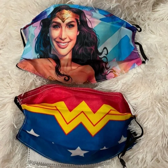 6/$20 New set/2 Wonder Woman face mask