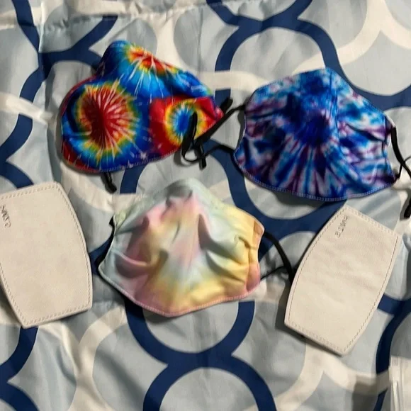 New set/3 tie dye soft face masks