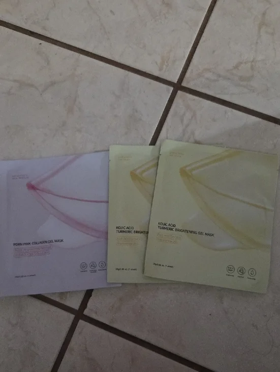 Kojic Acid Turmeric Brightening Gel Face Masks - Yellow