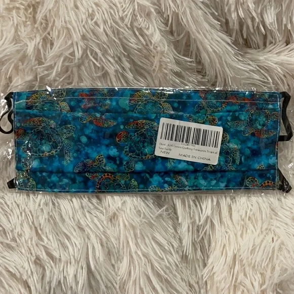 New gorgeous sea turtle face mask