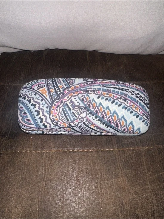 Vera Bradley Retired Provence Paisley Hard Clamshell Eyeglass Case only