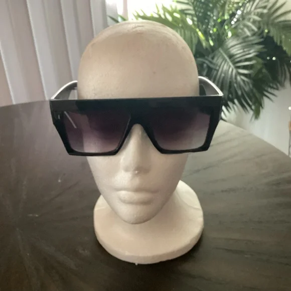 Bold Black Square Sunglasses