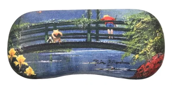 Winnie The Pooh Clamshell Eyeglass Case REFLECTIONS OF A FRIENDSHIP
