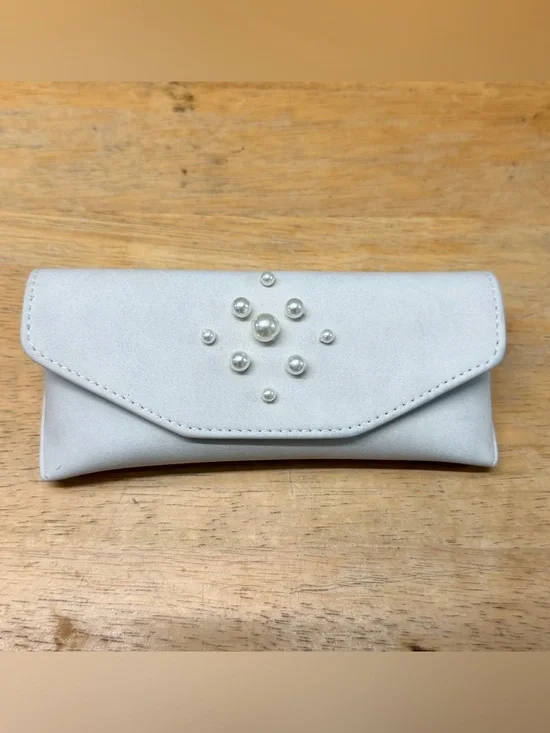 Betsey Johnson Pearl Studded Eyeglass Case White Suede Blue Satin Interior