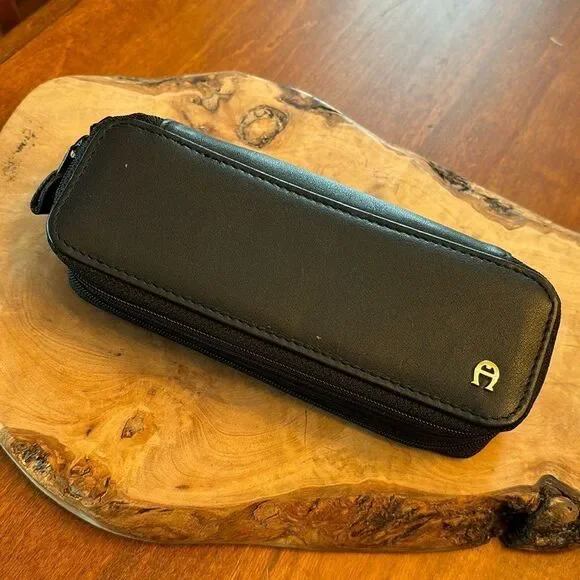 NEW Etienne Aigner Leather Double Zip Eye Glasses Case