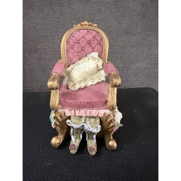 Vintage Dezine Chair‎ Shaped Trinket Box Jewelry Box Hand Painted Flowers Cat