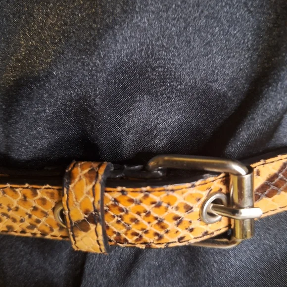 Worth, Genuine Leather Belt    Size Small