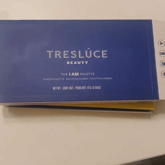 Tresluce Beauty BNIB Vivid 18 Eyeshadow Matte & Shimmer I Am Shadow Palette