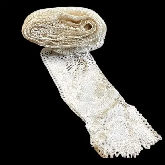 Vintage ivory cream lace 3” trim x 3 yards.