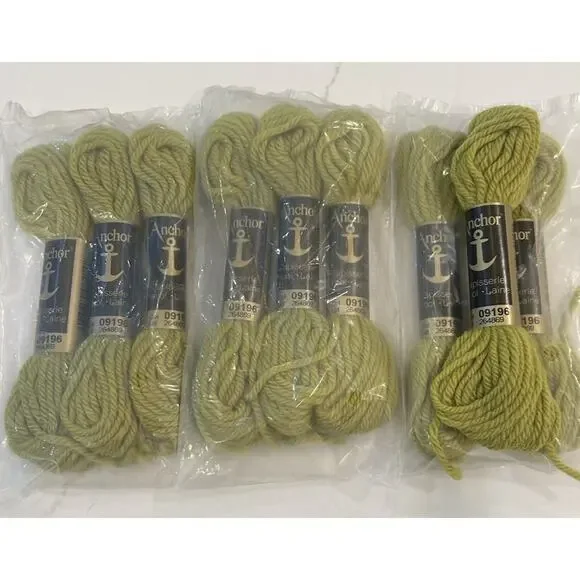 Vtg Anchor Tapisserie 100% Wool Yarn Green 9 Skeins 10M #09196 Embroidery Thread