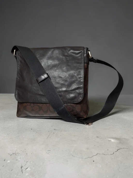 Coach Mens Leather Messenger Bag in Dark Brown