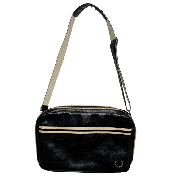 Fred Perry Messenger Bag Preppy Retro  Faux Leather Crossbody Logo Zip Tennis