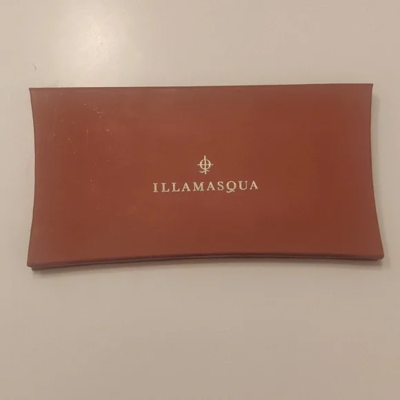 Illamasqua Unveiled Artistry 12 Palette