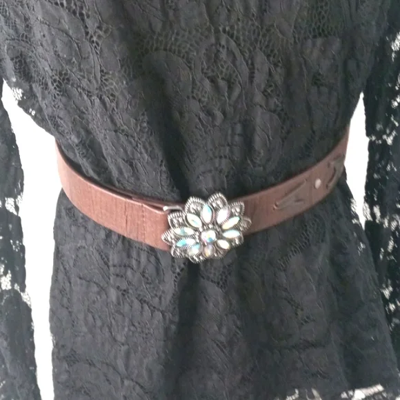 Brown Belt with Rhinestone Floral Belt Buckle Sz L