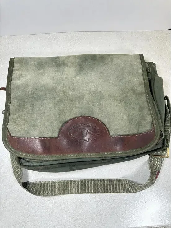 VTG Orvis Company Waxed Canvas Leather Messenger Bag Green 6 Pockets